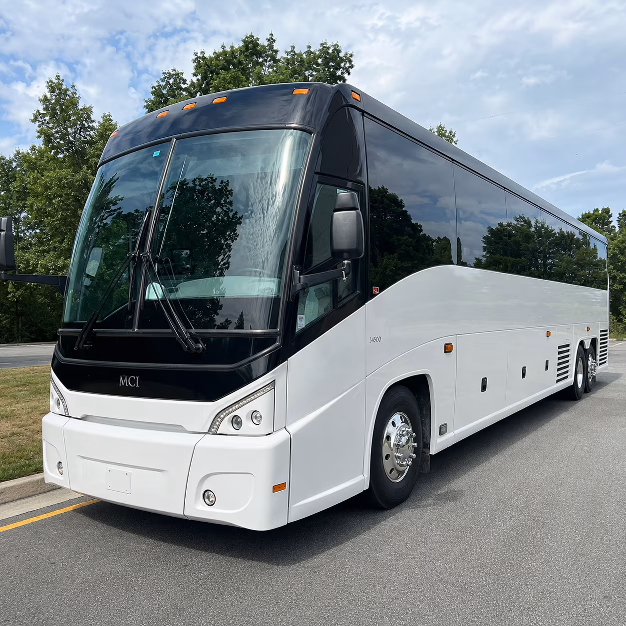 concert bus rentals to kia center and camping world stadium from kissimmee