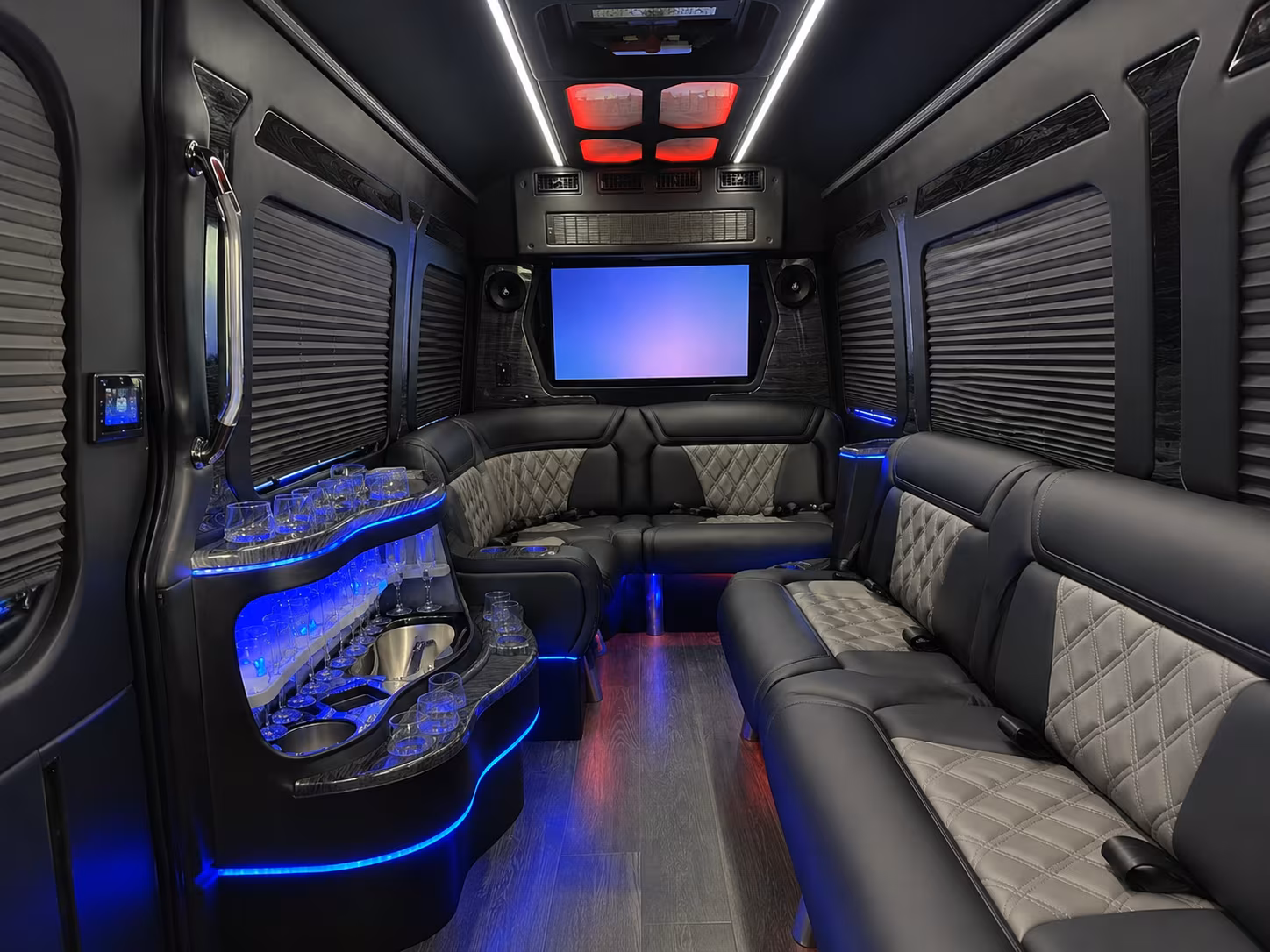 corporate event buses for disney seaworld and gaylord palms group events