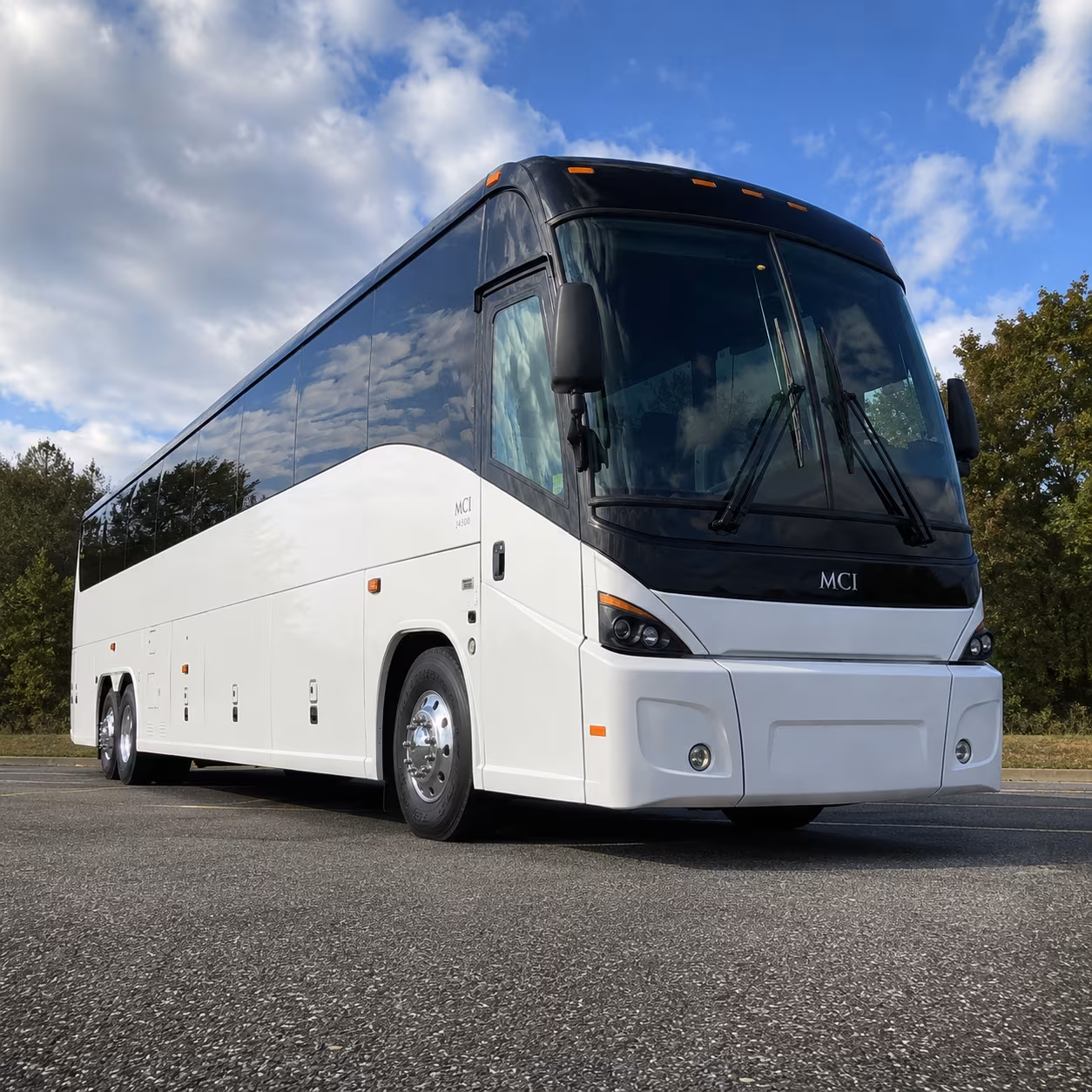 kissimmeecharterbusservices com is ready to handle airport transfers to mco for military and government groups
