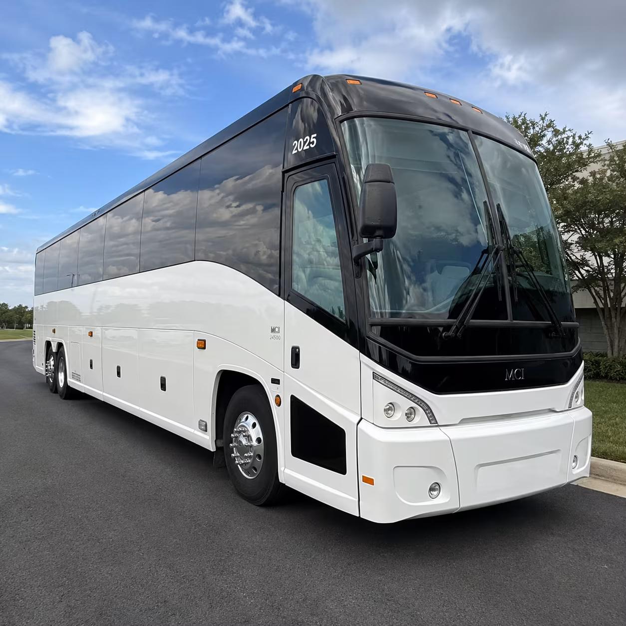 wedding and resort shuttle buses across kissimmee